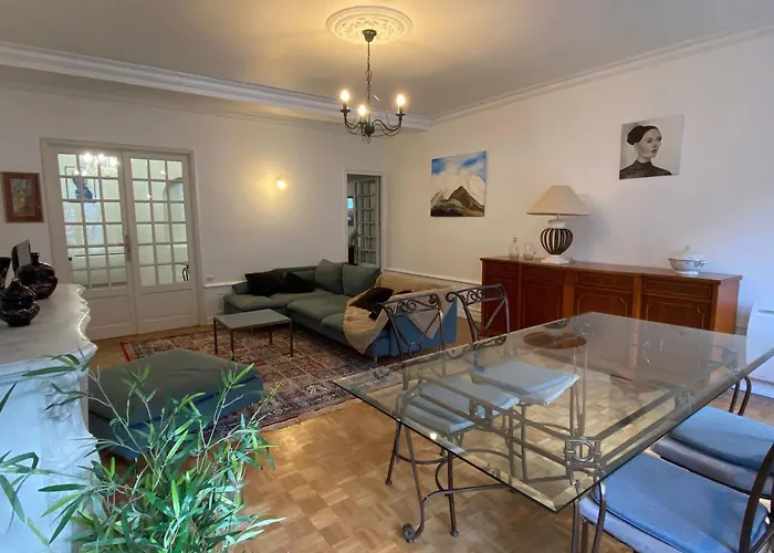 公寓 Grand T4 De Charme Bagnères-de-Luchon