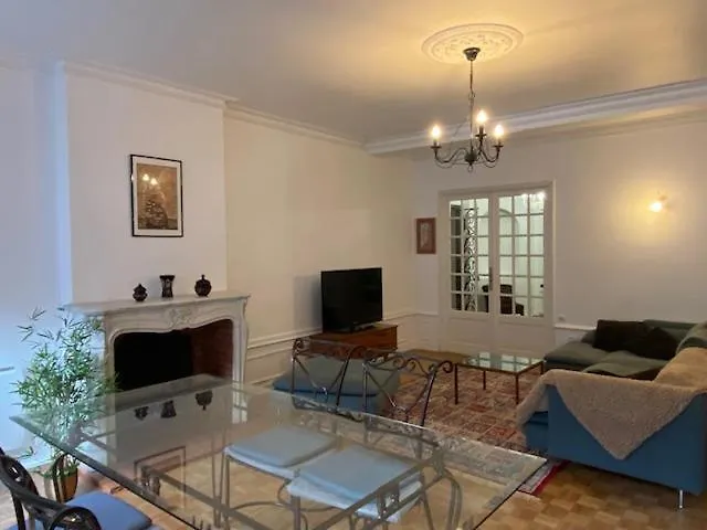 Grand T4 De Charme 公寓 Bagnères-de-Luchon